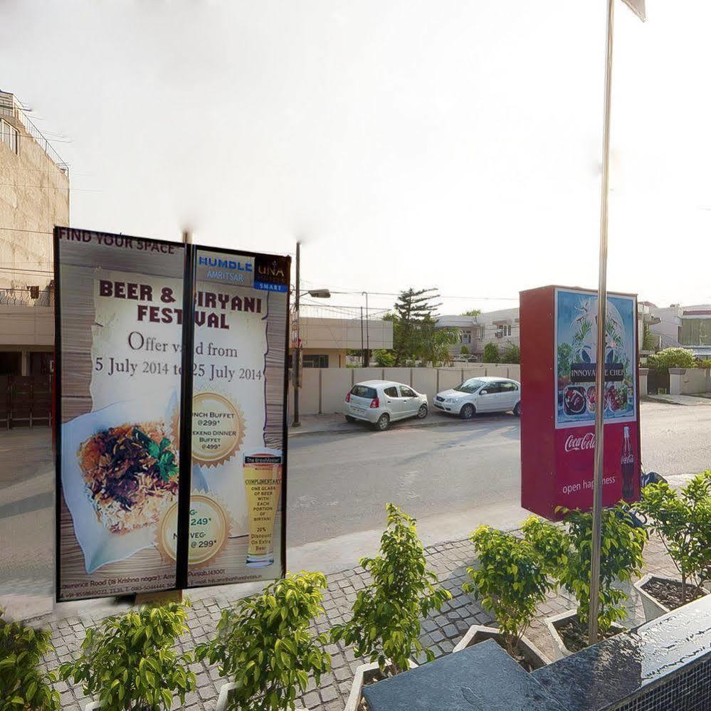 Humble Hotel Amritsar Exterior photo